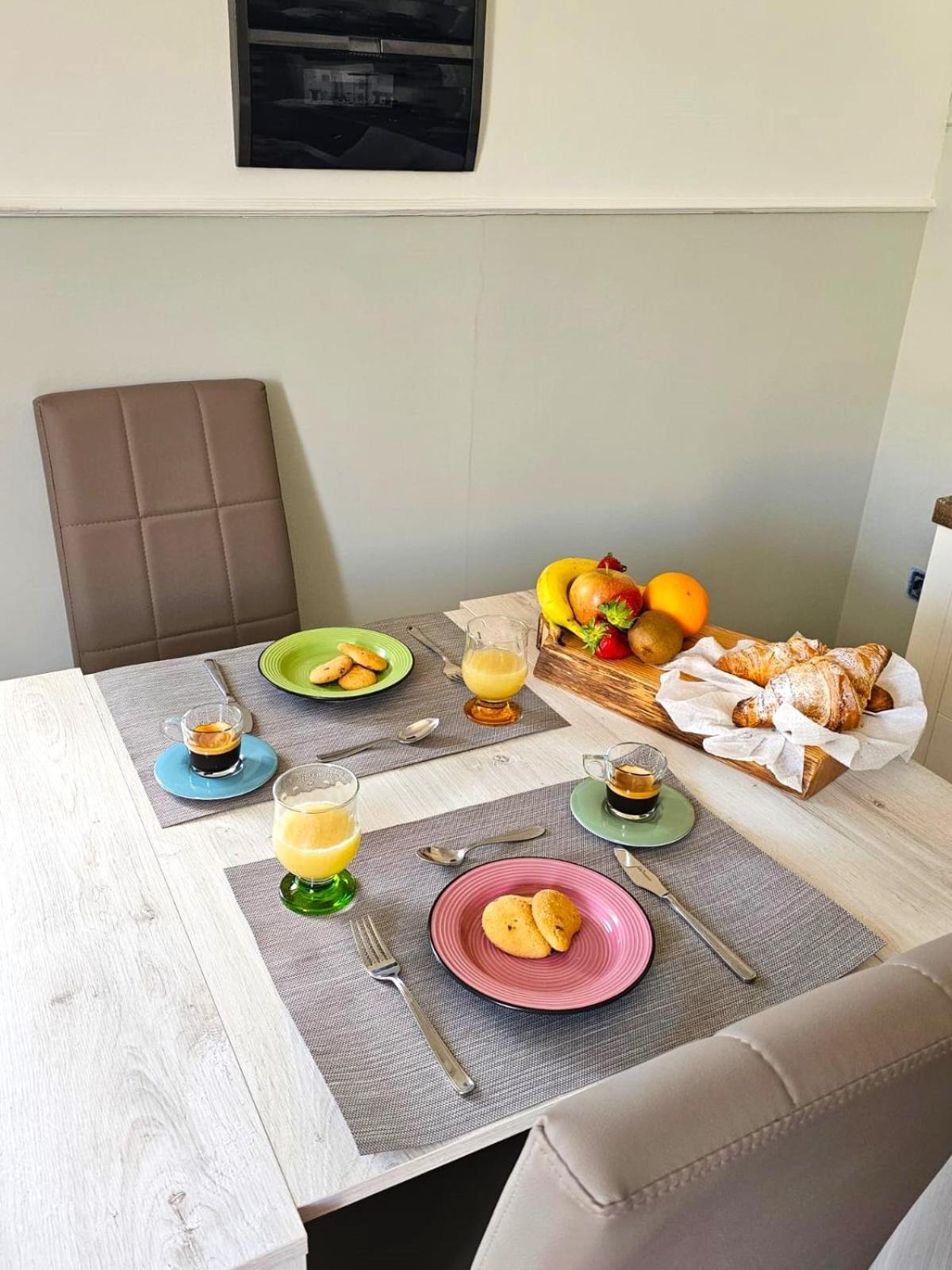 Casa Semeria Certosa Di 파둘라 외부 사진